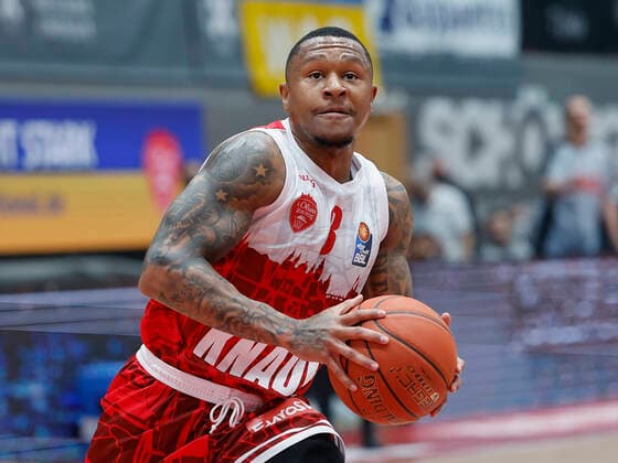 12.03.2022, Basketball, BBL, Hauptrunde, s.Oliver Wuerzburg - Hakro Merlins Crailsheim, GER, Wuerzburg, tectake Arena Bild: v. li. Charles Callison (s.Oliver Wuerzburg) Copyright: HMBxMedia xHeikoxBecker