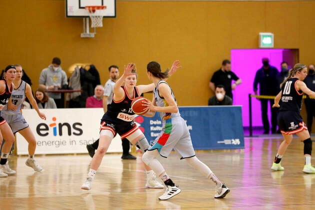 12.03.2022, 2. Toyota Damen Basketball Bundesliga Nord, DBBL, Saison 2021 2022, Damen, Chemcats Chemnitz - Bender Baskets Grünberg Tereza KracikovÃ , ChemCats Chemnitz Chemnitz Sporthalle am Schlossteich Sachsen Germany