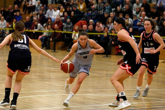 12.03.2022, 2. Toyota Damen Basketball Bundesliga Nord, DBBL, Saison 2021 2022, Damen, Chemcats Chemnitz - Bender Baskets Grünberg Nicole Brochlitz, ChemCats Chemnitz Chemnitz Sporthalle am Schlossteich Sachsen Germany
