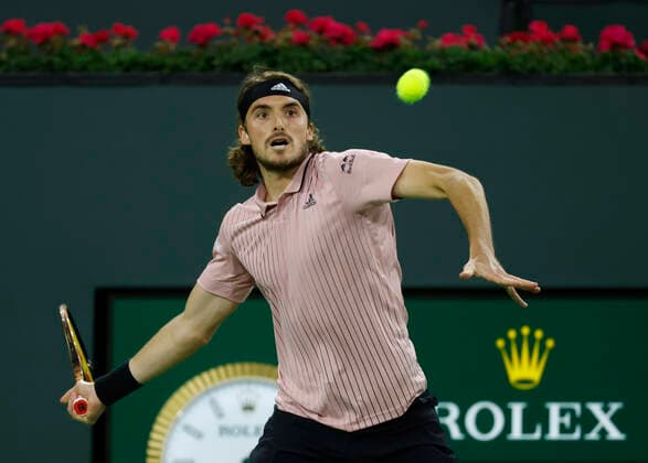 March 12, 2022 Stefanos Tsitsipas of Greece returns a shot against Jack Sock during the 2022 BNP Paribas Open at Indian Wells Tennis Garden in Indian Wells, California. Mandatory Photo Credit: CSM. Indian Wells United States of America - ZUMAc04_ 20220312_zaf_c04_363 Copyright: xCharlesxBausx