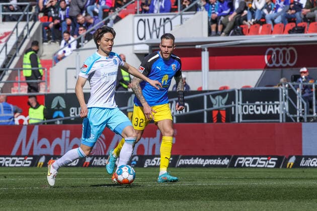 13.03.2022, Fussball, Saison 2021 2022, 2. Bundesliga, 26. Spieltag, FC Ingolstadt 04 - FC Schalke 04, Ko Itakura (FC Schalke 04) Foto: Tim Rehbein RHR-FOTO Ingolstadt Audi Sportpark Bayern Deutschland xRHR-FOTO TRx
