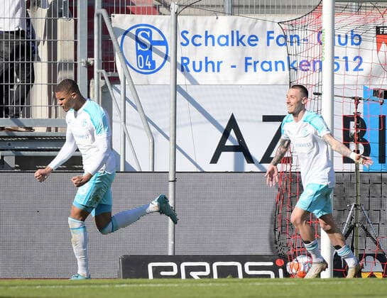 13.03.2022, xemx, Fussball 2.Bundesliga, FC Ingolstadt - FC Schalke 04 emspor, v.l. Malick Thiaw (FC Schalke 04) celebrate the goal, Der Torjubel zum 0:2 (DFL DFB REGULATIONS PROHIBIT ANY USE OF PHOTOGRAPHS as IMAGE SEQUENCES and or QUASI-VIDEO) Ingolstadt