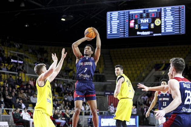 Kameron Taylor 7 SIG Strasbourg vs Falco Szombathely. Basketball Champions League - 14-03-2022 ElyxandroCegarra Panoramic 
