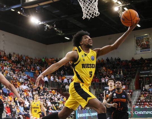 Justin Simon (Riesen) . MHP Riesen Ludwigsburg vs. Galatasaray Nef. Basketball-Champions League 2021-2022. Ludwigsburg , GER, 14.03.2022,