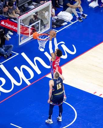 Philadelphia, Pennsylvania, United States of America, March 14th 2022: Matisse Thybulle (76ers 22)& xA