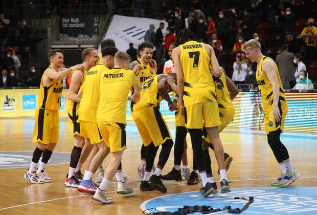 Schlussjubel Ludwigsburg . MHP Riesen Ludwigsburg vs. Galatasaray Nef. Basketball-Champions League 2021-2022. Ludwigsburg , GER, 14.03.2022,