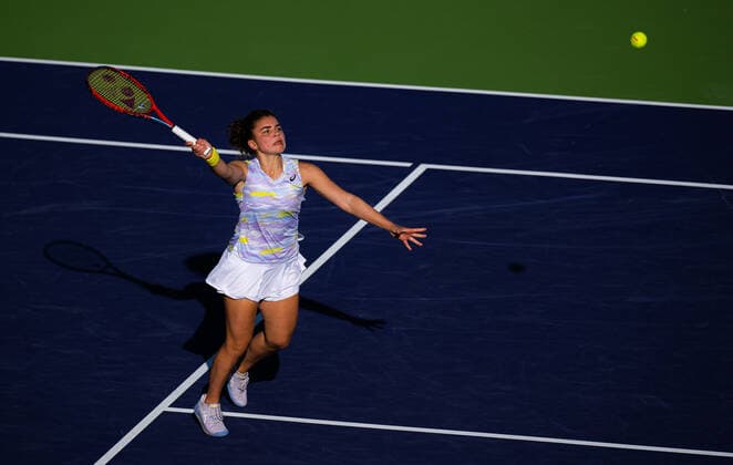 March 14, 2022, INDIAN WELLS, CALIFORNIA, UNITED STATES: Jasmine Paolini of Italy in action during the third round of the 2022 BNP Paribas Open WTA, Tennis Damen 1000 tennis tournament against Viktorija Golubic of Switzerland INDIAN WELLS UNITED STATES - ZUMAa181 20220314_zaa_a181_054 Copyright: xRobxPrangex