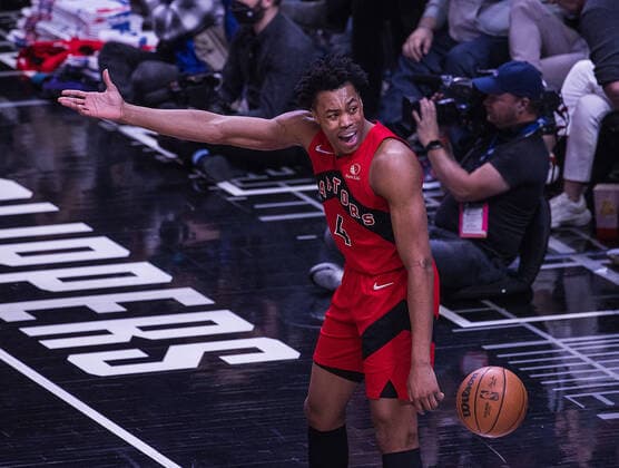 March 16, 2022, Los Angeles, California, USA: Scottie Barnes 4 of the Toronto Raptors contests the referee s call during their NBA, Basketball Herren, USA game against the Los Angeles Clippers on Wednesday March 16, 2022 at the Crypto.com Arena in Los Angeles, California. Clippers lose to Raptors, 100-103. ARIANA RUIZ PI Los Angeles USA - ZUMAp124 20220316_zaa_p124_021 Copyright: xArianaxRuizx