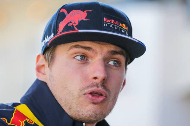 FORMULA 1 GULF AIR BAHRAIN GRAND PRIX 2022, 17 03 2022 Bahrain International Circuit, Sakhir, Bahrain on 17 March 2022 Max Verstappen 1 (NED), HONDA Red Bull Racing RB18 media interview during the FORMULA 1 GULF AIR BAHRAIN GRAND PRIX 2022, Phil Duncan Editorial Use Only Copyright: xPhilxDuncanx ESM-0401-0017