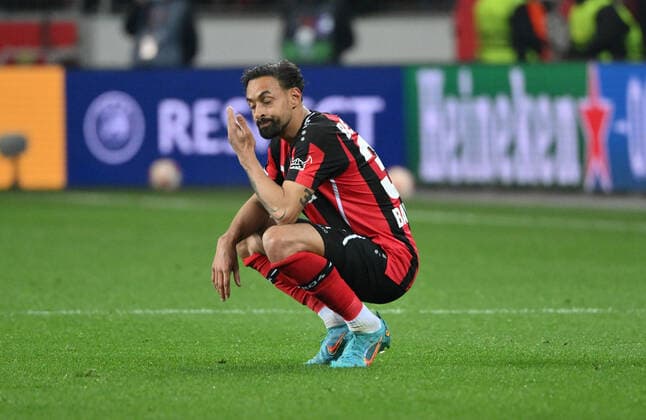 Karim Bellarabi (Bayer 04 Leverkusen) nach dem 0:1 17.03.2022, Fussball GER, UEFA Europa League 2021 22, Achtelfinale, Bayer 04 Leverkusen - Atalanta Bergamo, Foto: Maik Hölter TEAM2sportphoto Leverkusen Nordrhein Westfalen Deutschland