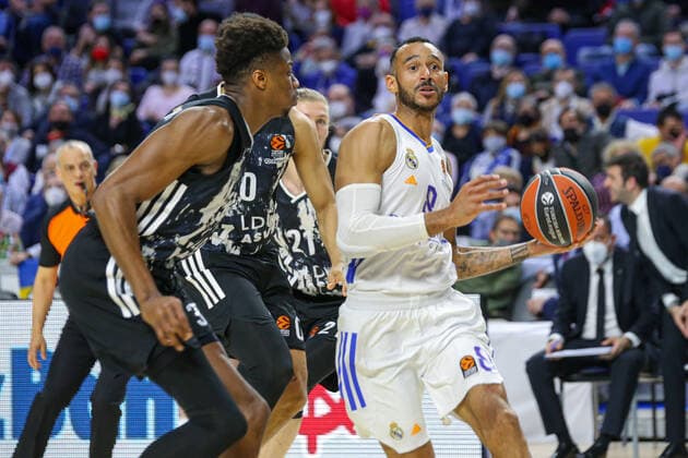 17th March 2022; Wizink Center; Madrid, Spain; Turkish Airlines Euroleague Basketball; Spain, Real Madrid vs LDLC Asvel Villeurbanne; Adam Hanga (Madrid) Madrid Spain Basketball Copyright: xAlbaxPachecox xAgenciaxLOFx
