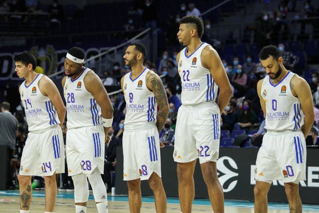 March 17, 2022, MADRID, MADRID, SPAIN: Gabriel Deck, Guerschon Yabusele, Adam Hanga, Walter Samuel Tavares da Veiga and Williams-Goss of Real Madrid during Turkish Airlines Euroleague basketball match between Real Madrid and Asvel Lyon-Villeurbanne at Wizink Center on march 17, 2022 in Madrid, Spain. MADRID SPAIN - ZUMAa181 20220317_zaa_a181_008 Copyright: xIrinaxR.xHipolitox