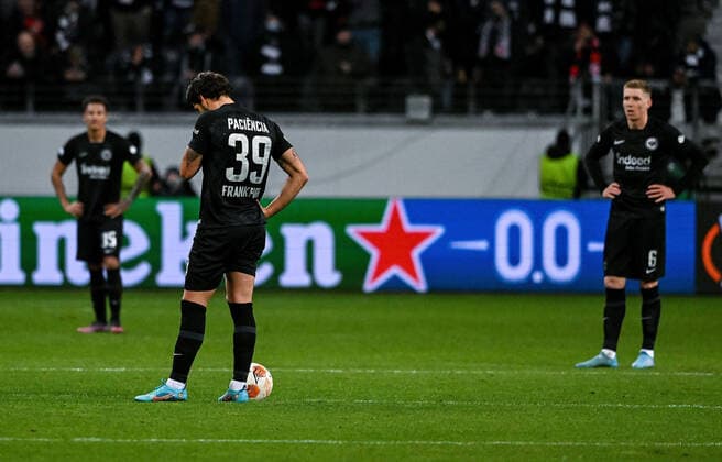 17.03.2022, xpsx, Fussball UEFA Europa League, Eintracht Frankfurt - Real Betis Sevilla v.l. enttäuschung Goncalo Paciencia (Eintracht Frankfurt) (DFL DFB REGULATIONS PROHIBIT ANY USE OF PHOTOGRAPHS as IMAGE SEQUENCES and or QUASI-VIDEO) emspor Frankfurt