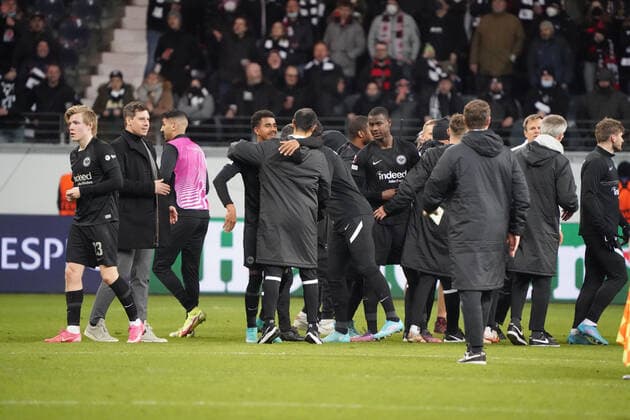 Siegesjubel Eintracht Frankfurt nach dem 1:1 und der Qualifikation zum Viertelfinale - Frankfurt 17.03.2022: Eintracht Frankfurt vs. Betis Sevilla, UEFA Europa League, Achtelfinale