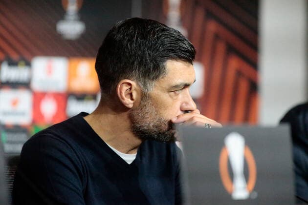 March 17, 2022, Lyon, France: Coach Sergio Conceicao of Fc Porto at the press conference, PK, Pressekonferenz at the end of the UEFA Europa League, Round of 16, 2nd leg football match between Olympique Lyonnais (Lyon) and FC Porto on March 17, 2022 at Groupama stadium in Decines-Charpieu near Lyon, France. football Europa League match - Olympique Lyonnais vs FC Porto, Lyon, France  - ZUMAl164 20220317_zsa_l164_154 Copyright: xNderimxKacelix