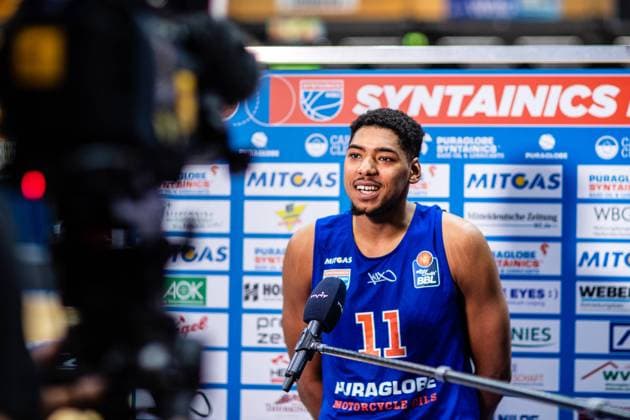BB-1BL Syntainics MBC - JobStairs Giessen 46er Kostja Mushidi (Syntainics MBC) im Interview waehrend der Begegnung Saison 2021-2022 (Herren) in der EasyCredit Bundesliga zwischen Syntainics MBC und JobStairs Giessen 46er in der Stadthalle Weissenfels am 17. March 2022 in Weissenfels, Sachsen Anhalt, Deutschland
