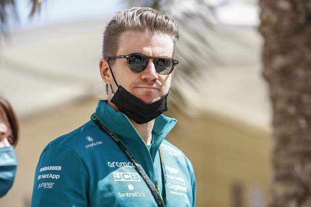 HULKENBERG Nico (ger), Aston Martin F1 Team, portrait during the Formula 1 Gulf Air Bahrain Grand Prix 2022, 1st round of the 2022 FIA Formula One World Championship, WM, Weltmeisterschaft on the Bahrain International Circuit, from March 18 to 20, 2022 in Sakhir, Bahrain - F1 - BAHRAIN GRAND PRIX 2022 DPPI Panoramic  00122004__B3_6673