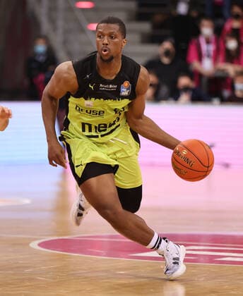 Bonn, Deutschland 18.03.2022, Telekom Dome, Basketball Bundesliga, 26. Spieltag, BBL, Telekom Baskets Bonn vs Medi Bayreuth, Cameron Wells (Bayreuth)