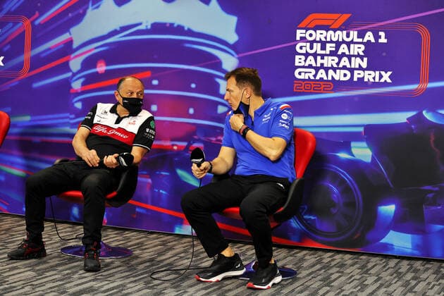 VASSEUR Frederic (fra), Team Principal of Alfa Romeo F1 Team ORLEN, portrait ROSSI Laurent (fra), CEO of Alpine, portrait press conference, PK, Pressekonferenz during the Formula 1 Gulf Air Bahrain Grand Prix 2022, 1st round of the 2022 FIA Formula One World Championship, WM, Weltmeisterschaft on the Bahrain International Circuit, from March 18 to 20, 2022 in Sakhir, Bahrain - F1 - BAHRAIN GRAND PRIX 2022 DPPI Panoramic MOY13651