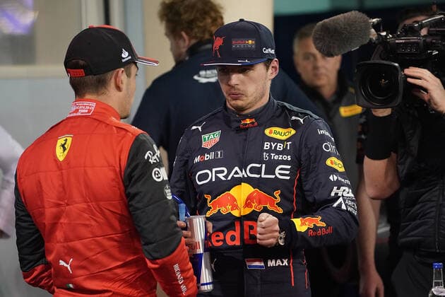 19.03.2022, Bahrain International Circuit, Sakhir, Formula 1 Gulf Air Bahrain Grand Prix 2022 ,im Bild Poleposition für Charles Leclerc (MCO), Scuderia Ferrari, 2.Startplatz für Max Verstappen (NEL), Oracle Red Bull Racing (Foto EU-Images) Sakhir Bahrain International Circuit Bahrain