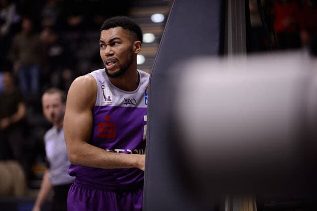 Stephen Brown Jr. (22 BG Göttingen) bei der Partie EWE Baskets Oldenburg vs BG Göttingen. Basketball, easyCredit BBL, Saison 2021 2022, 26. Spieltag, 29.03.2022. Copyright: xErikxHillmer EIBNERx EP_EHR EWE Baskets Oldenburg vs BG Göttingen. Basketball, easyCredit BBL, Saison 2021 2022, 26. Spieltag, 29.03.2022 Oldenburg Copyright: xErikxHillmer EIBNERx EP_EHR