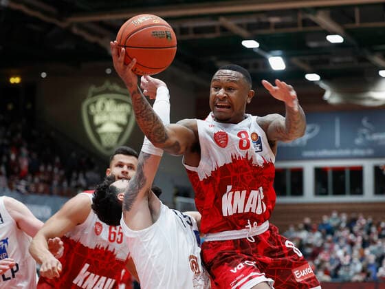 19.03.2022, Basketball, BBL, s.Oliver Wuerzburg - MLP Academics Heidelberg, GER, Wuerzburg, tectake Arena Bild: v. li. Jordan Geist MLP Academics Heidelberg gegen Charles Callison (s.Oliver Wuerzburg) Copyright: HMBxMedia xHeikoxBecker