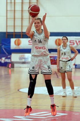 19.03.2022, xovx, Basketball Damen 2. Bundesliga DBBL, Bender Baskets Grünberg - USV Vimodrom Baskets Jena Alva Hedrich (Bender Baskets Grünberg), Freisteller Grünberg Sporthalle Theo-Koch-Schule Hessen Deutschland (DE)