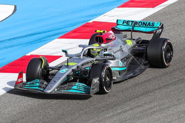FORMULA 1 GULF AIR BAHRAIN GRAND PRIX 2022, 19 03 2022 Bahrain International Circuit, Sakhir, Bahrain on 19 March 2022 Lewis Hamilton 44 (GBR), Mercedes AMG Petronas W13 during the FORMULA 1 GULF AIR BAHRAIN GRAND PRIX 2022, Phil Duncan Editorial Use Only Copyright: xPhilxDuncanx ESM-0409-0083