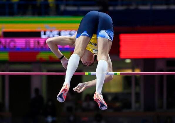 Sport Themen der Woche KW11 Sport Bilder des Tages Leichtathletik, IAAF Indoor WM in Belgrad, Stabhochsprung, Herren, Weltrekord von Armand Duplantis BELGRADE, SERBIA - MARCH 20 : Armand Duplantis of Sweden pole vault pictured during Day 3 of the World Athletics Indoor Championships 2022 on March 20, 2022 in Belgrade, Serbia, 20 03 2022 ( World Athletics Indoor Championships Belgrade 2022 day 3 PhotoNews Panoramic 