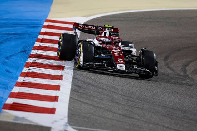 24 Guanyu Zhou (CHN, Alfa Romeo F1 Team ORLEN), F1 Grand Prix of Bahrain at Bahrain International Circuit on March 20, 2022 in Sakhir, Bahrain. (Photo by HOCH ZWEI) Sakhir Bahrain