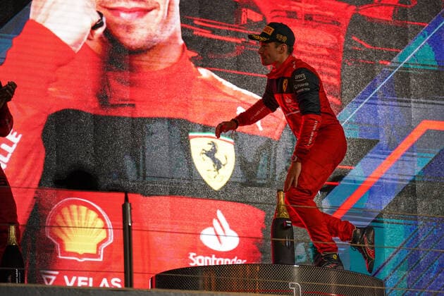 FORMULA 1 GULF AIR BAHRAIN GRAND PRIX 2022, 20 03 2022 Bahrain International Circuit, Sakhir, Bahrain on 20 March 2022 Winner Charles Leclerc 16 (MON), Scuderia Ferrari F1-75 on the podium during the FORMULA 1 GULF AIR BAHRAIN GRAND PRIX 2022, Eleanor Hoad Editorial Use Only Copyright: xEleanorxHoadx ESM-0411-0043