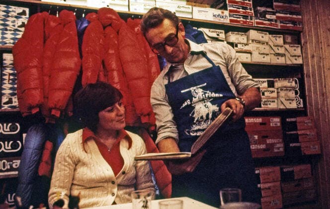 02.11.76 Rosi Mittermaier Deutschland, Stuttgart, 02.11.1976, Ski, Sportwertstatt Baschin Stuttgart: Rosi Mittermaier. *** 02 11 76 Rosi Mittermaier Germany, Stuttgart, 02 11 1976, Ski, Sportwertstatt Baschin Stuttgart Rosi Mittermaier