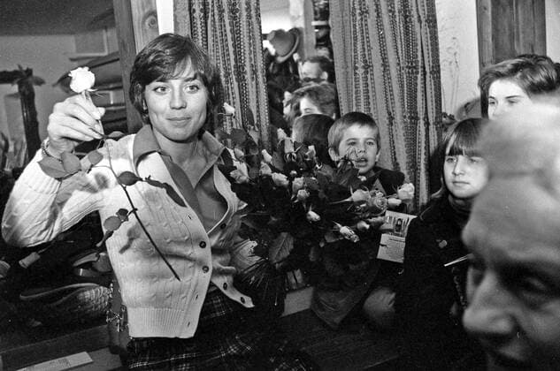 02.11.76 Rosi Mittermaier Deutschland, Stuttgart, 02.11.1976, Ski, Sportwertstatt Baschin Stuttgart: Rosi Mittermaier. *** 02 11 76 Rosi Mittermaier Germany, Stuttgart, 02 11 1976, Ski, Sportwertstatt Baschin Stuttgart Rosi Mittermaier