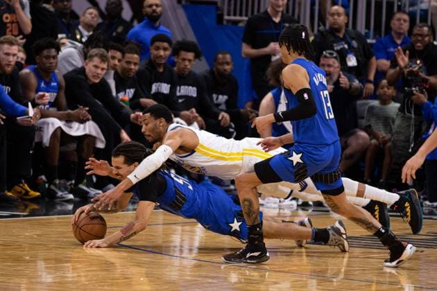 Orlando, Florida, March 22nd 2022: Cole Anthony (50 Orlando Magic) dives for the ball during the National Basketball Association game between Orlando Magic and Golden State Warriors at Amway Center in Orlando, Florida. Andrea Vilchez SPP Orlando Magic v Golden State Warriors - National Basketball Association - Amway Center 