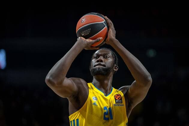 Basketball Berlin 22.03.2022 Saison 2021 2022 Euroleague Regular Season Alba Berlin - FC Barcelona, Barca Christ Koumadje (Alba Berlin, No.21)