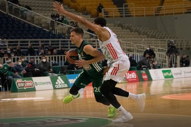 Panathinaikos OPAP Athens v FC Bayern Munich - Turkish Airlines EuroLeague Nemanja Nedovic (26) in action during the Turkish Airlines EuroLeague Regular Season Round 31 match between Panathinaikos OPAP Athens and FC Bayern Munich at OAKA stadium on March 22, 2022 in Athens, Greece. Athens Greece  Copyright: xNikolasxKokovlisx originalFilename:kokovlis-notitle220322_npUuE.jpg