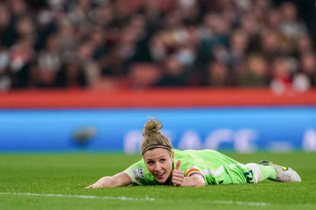 Sport Bilder des Tages London, England, March 23rd 2022: Svenja Huth (10 VFL Wolfsburg) after a missed chance during the UEFA Womens Champions League quarterfinal football match between Arsenal FC and VFL Wolfsburg at Emirates Stadium in London, England. Daniela Porcelli SPP Arsenal FC v VFL Wolfsburg - UEFA Womens Champions League - Emirates Stadium 