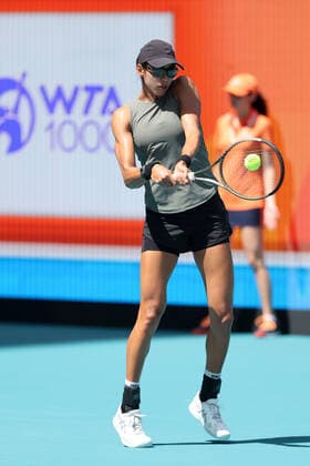 March 23, 2022, Miami Gardens, Florida, United States Of America: MIAMI GARDENS, FLORIDA - MARCH 23: Naomi Osaka of Japan defeats Astra Sharma of Australia in her first round match on day 3 of the Miami Open at Hard Rock Stadium on March 23, 2022 in Miami Gardens, Florida ...People: Astra Sharma Miami Gardens United States Of America - ZUMAs214 20220323_zda_s214_026 Copyright: xSMGx