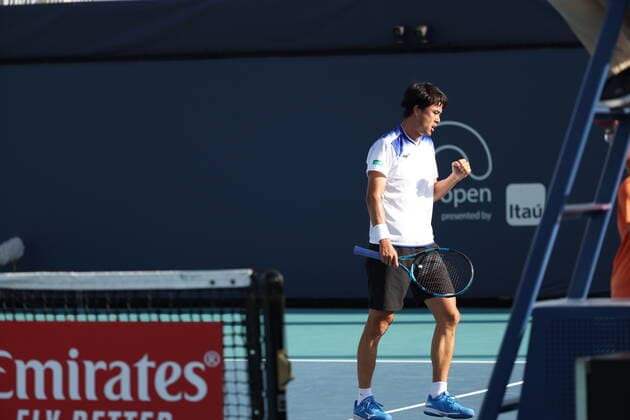 March 23, 2022, Miami Gardens, Florida, United States Of America: MIAMI GARDENS, FLORIDA - MARCH 23: Taro Daniel on day 3 of the Miami Open at Hard Rock Stadium on March 23, 2022 in Miami Gardens, Florida...People: Taro Daniel Miami Gardens United States Of America - ZUMAs214 20220323_zda_s214_150 Copyright: xSMGx