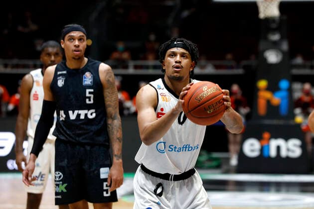 24.03.2022, easyCredit Basketball Bundesliga, BBL, Saison 2021 2022, Herren, Chemnitz Niners - Hamburg Towers Nelson Weidemann, Niners Chemnitz Chemnitz Messe Chemnitz Sachsen Germany