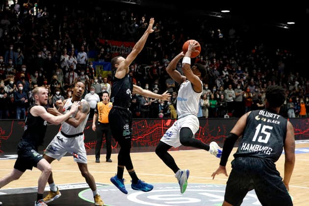 24.03.2022, easyCredit Basketball Bundesliga, BBL, Saison 2021 2022, Herren, Chemnitz Niners - Hamburg Towers Eric Washington, Niners Chemnitz, Jaylon Brown, Hamburg Towers Chemnitz Messe Chemnitz Sachsen Germany