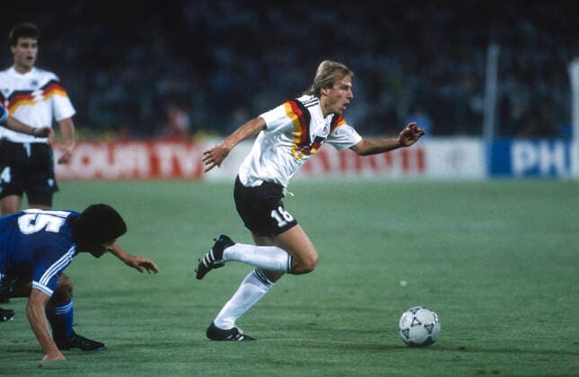 FIFA World Cup, WM, Weltmeisterschaft, Fussball Final 08 July 1990 Rome: FIFA World Cup Final ; Argentina v West Germany - Jurgen Klinsmann of Germany. (photo by Mark Leech). Rome Italy *** FIFA-Weltpokalfinale am 08. Juli 1990 in Rom FIFA-Weltpokalfinale Argentinien gegen Deutschland Jürgen Klinsmann (Deutschland) Foto  Copyright: xMarkxLeechxOffside