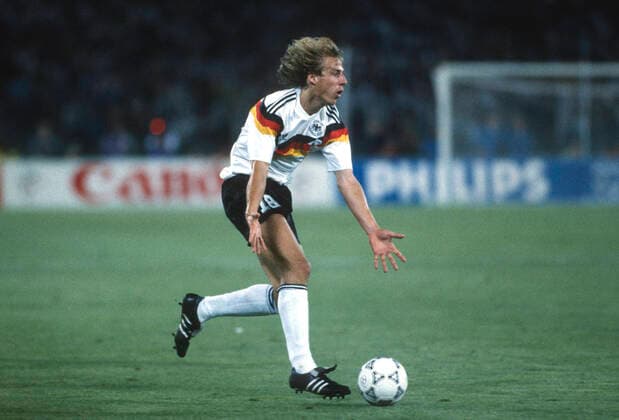 FIFA World Cup, WM, Weltmeisterschaft, Fussball Final 08 July 1990 Rome: FIFA World Cup Final ; Argentina v West Germany - Jurgen Klinsmann of Germany. (photo by Mark Leech). Rome Italy *** FIFA-Weltpokalfinale am 08. Juli 1990 in Rom FIFA-Weltpokalfinale Argentinien gegen Deutschland Jürgen Klinsmann (Deutschland) Foto  Copyright: xMarkxLeechxOffside