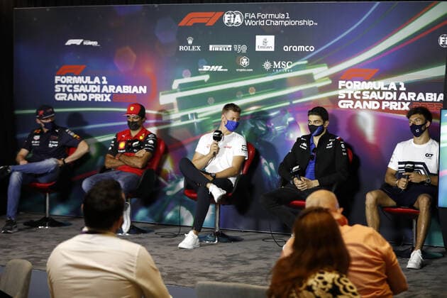 VERSTAPPEN Max (ned), Red Bull Racing RB18, SAINZ Carlos (spa), Scuderia Ferrari F1-75, SCHUMACHER Mick (ger), Haas F1 Team VF-22 Ferrari, OCON Esteban (fra), Alpine F1 Team A522, GASLY Pierre (fra), Scuderia AlphaTauri AT03, portrait during the Formula 1 STC Saudi Arabian Grand Prix 2022, 2nd round of the 2022 FIA Formula One World Championship, WM, Weltmeisterschaft on the Jeddah Corniche Circuit, from March 25 to 27, 2022 in Jeddah, Saudi Arabia - F1 - SAUDI ARABIAN GRAND PRIX 2022 DPPI Panoramic GP2202_123506_31I4464