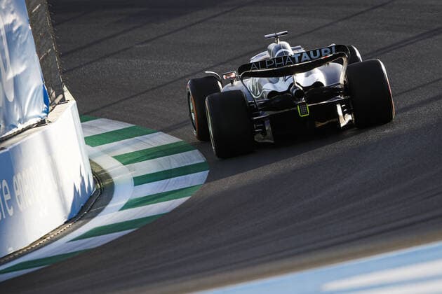 10 GASLY Pierre (fra), Scuderia AlphaTauri AT03, action during the Formula 1 STC Saudi Arabian Grand Prix 2022, 2nd round of the 2022 FIA Formula One World Championship, WM, Weltmeisterschaft on the Jeddah Corniche Circuit, from March 25 to 27, 2022 in Jeddah, Saudi Arabia - F1 - SAUDI ARABIAN GRAND PRIX 2022 DPPI Panoramic  00122006__B2_6359.JPG_