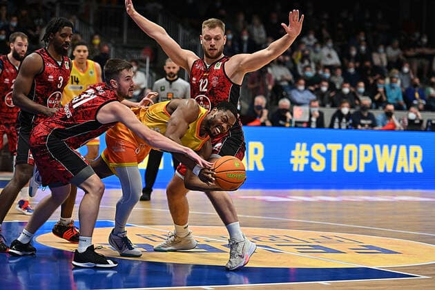 Phoenix Hagen vs Bayer Giants Leverkusen, Basketball, 2. Bundesliga ProA, 2021 2022 Saison, 31. Spieltag, 25.03.2022 Hagen