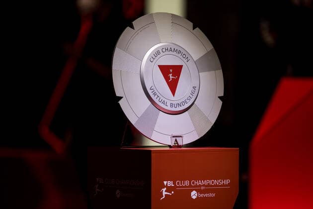 bevestor Virtual Bundesliga Club Championship Finals; 26.03.2022 Die Meisterscheibe der VBL bevestor Virtual Bundesliga Club Championship Finals Tag 1; Strassenkickerbase, Koeln DFL REGULATIONS PROHIBIT ANY USE OF PHOTOGRAPHS AS IMAGE SEQUENCES AND OR QUASI-VIDEO.