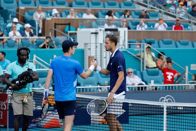 March 26, 2022, Miami Gardens, Florida, United States Of America: MIAMI GARDENS, FLORIDA - MARCH 26: Daniil Medvedev of Russia defeats Andy Murray of Great Britain in the second round of the men s singles at the Miami Open at the Hard Rock Stadium on March 26, 2022 in Miami Gardens, Florida....People: Andy Murray, Daniil Medvedev Miami Gardens United States Of America - ZUMAs214 20220326_zda_s214_164 Copyright: xSMGx