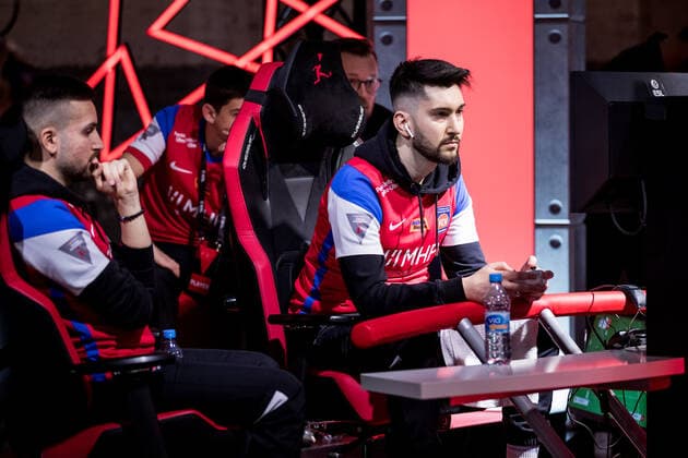 bevestor Virtual Bundesliga Club Championship Finals; 26.03.2022 Burak Burak__May May (1. FC Heidenheim) bevestor Virtual Bundesliga Club Championship Finals Tag 1; Strassenkickerbase, Koeln DFL REGULATIONS PROHIBIT ANY USE OF PHOTOGRAPHS AS IMAGE SEQUENCES AND OR QUASI-VIDEO.