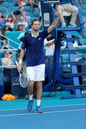 March 26, 2022, Miami Gardens, Florida, United States Of America: MIAMI GARDENS, FLORIDA - MARCH 26: Daniil Medvedev of Russia defeats Andy Murray of Great Britain in the second round of the men s singles at the Miami Open at the Hard Rock Stadium on March 26, 2022 in Miami Gardens, Florida....People: Daniil Medvedev Miami Gardens USA - ZUMAs214 20220326_zda_s214_174 Copyright: xSMGx